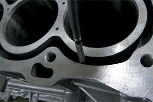 자동차 연료 분사 밸브의 가공 구멍 검사